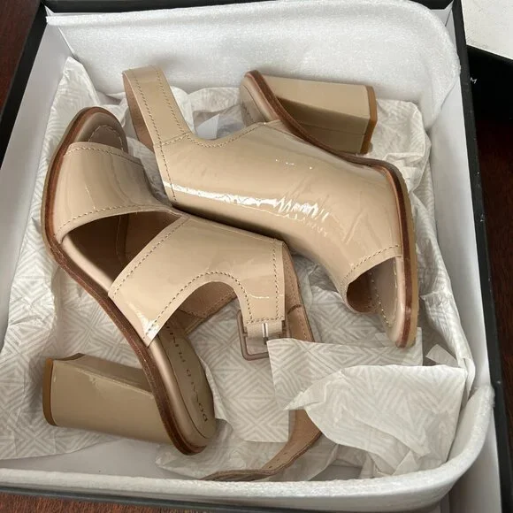 Donald Pliner Emiko crinkle patent leather sandal, 7.5, Never worn - Picture 5 of 14